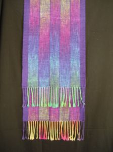 Shawl with colors in stripes
